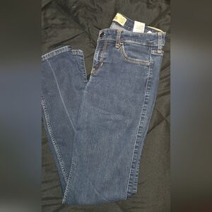 LIKE NEW HOLLISTER JEANS. SIZE 5R